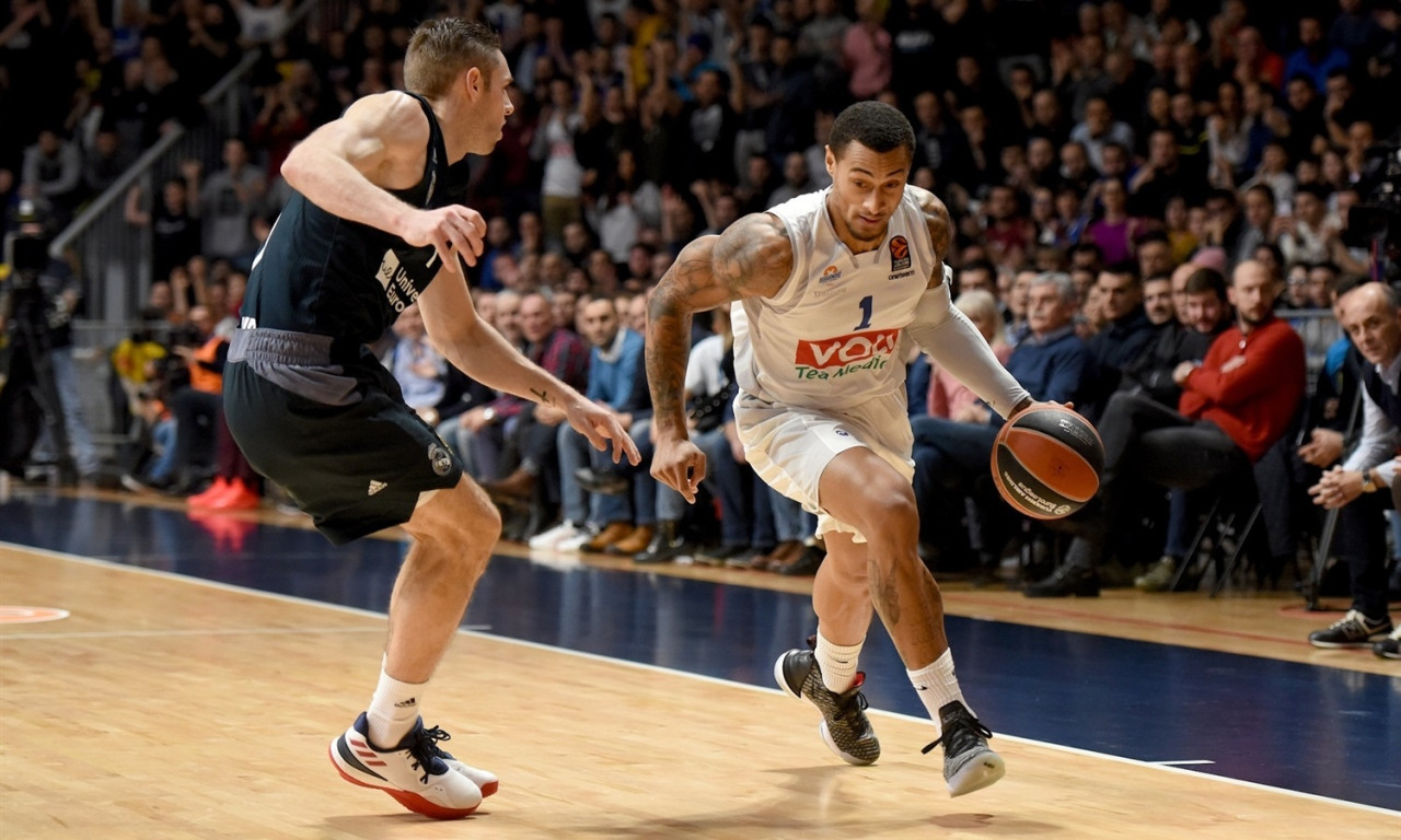 Έτσι έγινε «βασίλισσα» για μια βραδιά η Μπούντουτσνοστ! (video)