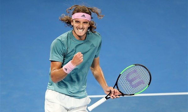 Στέφανος Τσιτσιπάς: Τα μυθικά ρεκόρ και η απίστευτη αντίδραση μετά τη νίκη (video+photos)