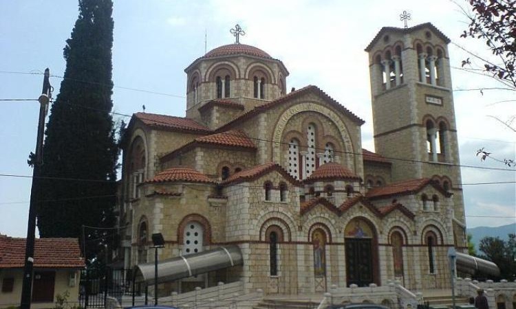 Συμφωνία των Πρεσπών: Χτύπησαν πένθιμα οι καμπάνες στη Βέροια (video)