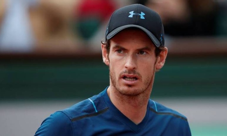 Επέμβαση στο ισχίο για Μάρεϊ (photoς)