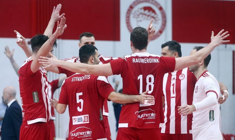 CEV Cup: Ήττα που… κόβει τα φτερά στον Ολυμπιακό