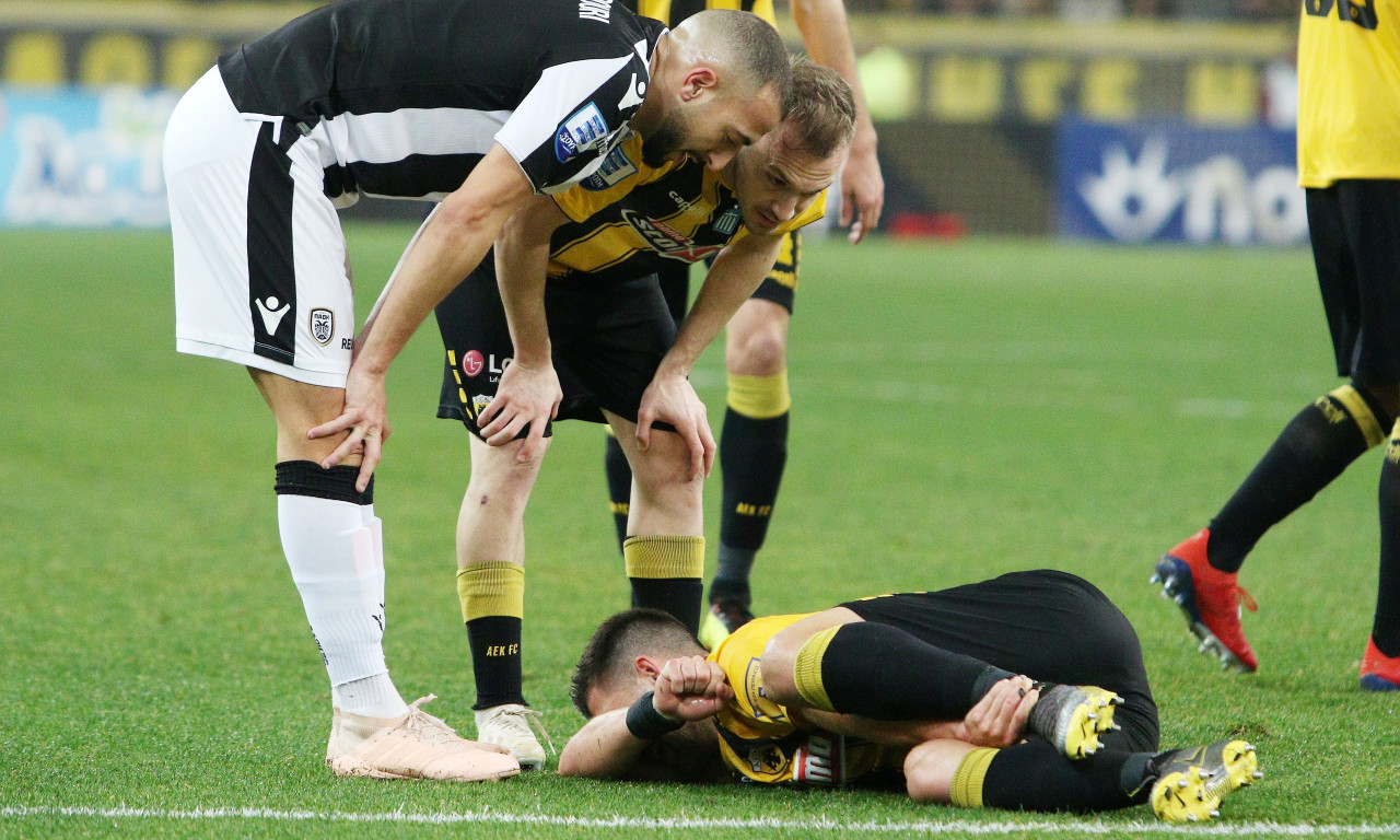 ΑΕΚ: Προβλήματα για Μπακάκη, Μπακασέτα