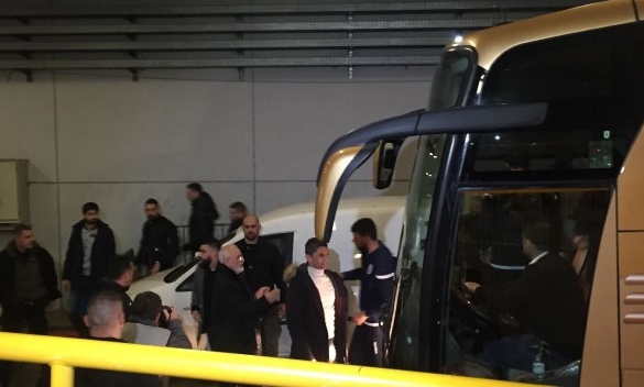 ΑΕΚ-ΠΑΟΚ: Στο ΟΑΚΑ ο Ιβάν Σαββίδης, «ντόπες» στους παίκτες (video+photos)