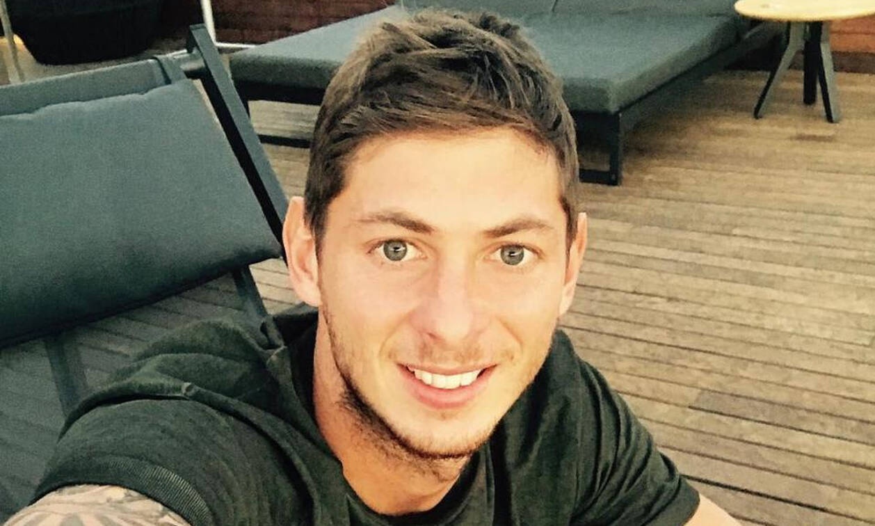 Εμιλιάνο Σάλα: Ξεκίνησε η προσπάθεια ανάκτησης της σορού από το βυθό - Στο «κόκκινο» η αγωνία