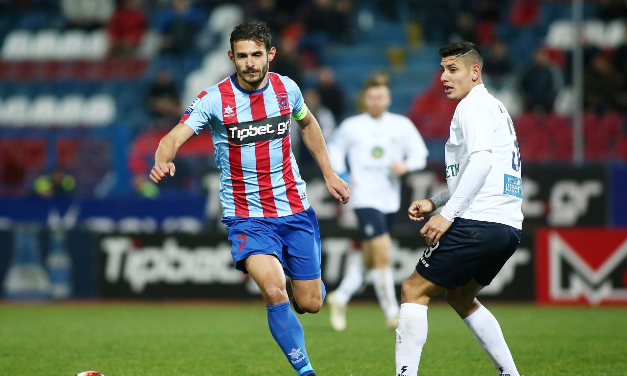 Super League: Συνεχίζει να γράφει ιστορία ο Κόρμπος (photos)