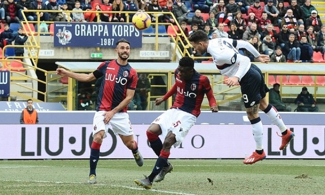 Χαμένη ευκαιρία για Μπολόνια (video)