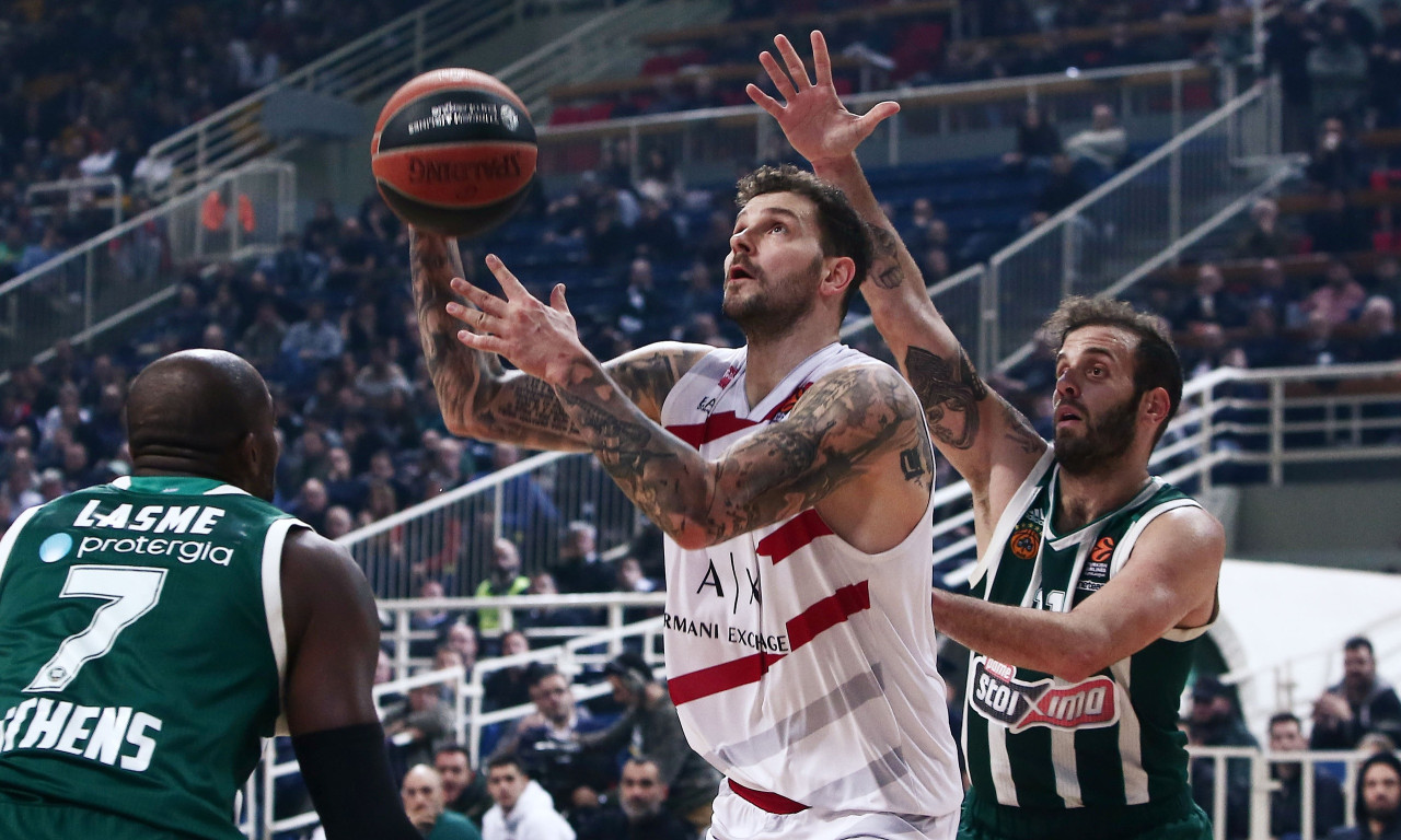 Υπογράφει νέο συμβόλαιο με την Αρμάνι Μιλάνο ο Μίτσοφ