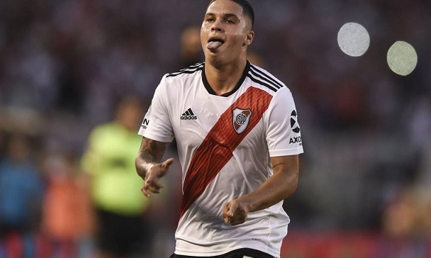 Το αριστερό του Κιντέρο «σκότωσε» και πάλι (vid)