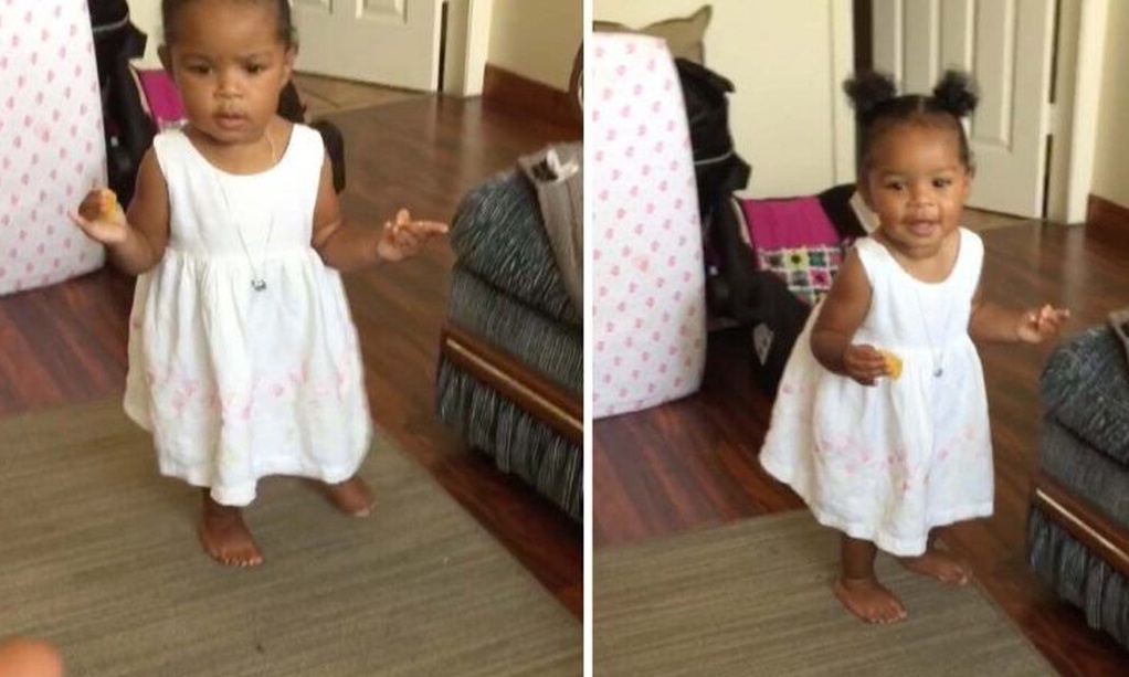 Πατέρας εκστασιάζεται όταν βλέπει την κόρη του να κάνει τα πρώτα της βήματα