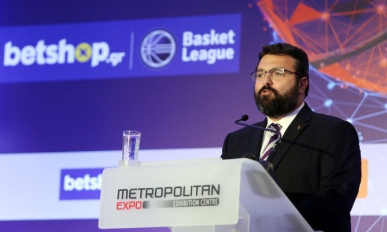 Βασιλειάδης: «Δεν μπλεκόμαστε εμείς με τη διαιτησία»