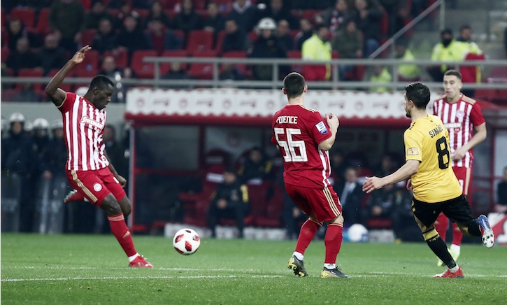 Ολυμπιακός-ΑΕΚ: Με σουτάρα του Καμαρά ισοφάρισε ο Ολυμπιακός! (photos)