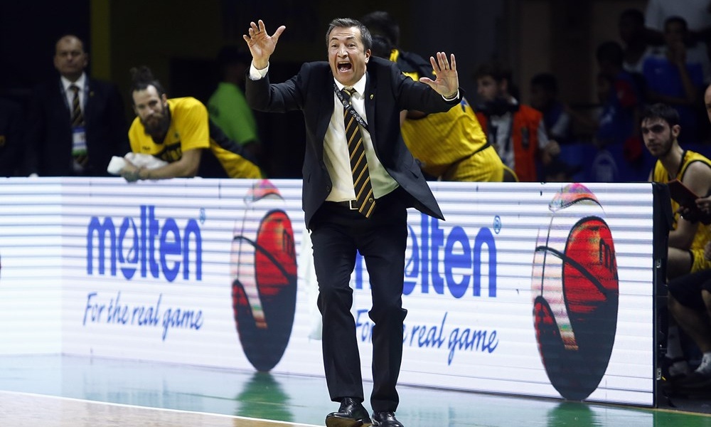 ΑΕΚ – Φλαμένγκο: Το respect του Μπάνκι στον Σάκοτα με μια συγκλονιστική κίνηση! (photos)