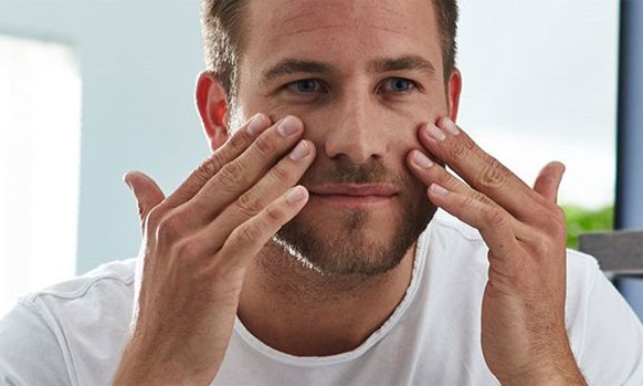 Έτσι θα απαλλαγείς από τα σπυράκια like a pro!