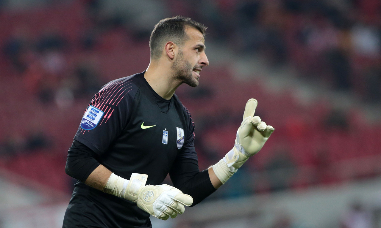 Ολυμπιακός – Λαμία: Ο Σαράνοφ και ο σταυρός που του έδωσε την πρόκριση (video+photos)