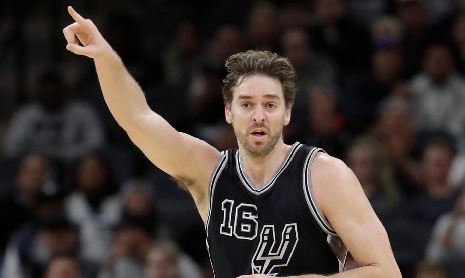 NBA: Στους Μπακς ο Γκασόλ! (video+photos)