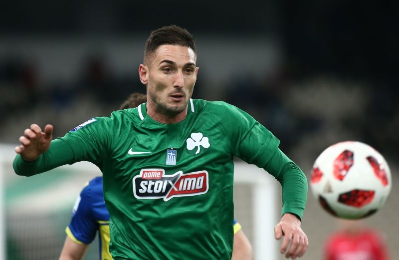 Μακέντα: «Να δείξουμε ότι έχουμε… καρύδια» (photo)