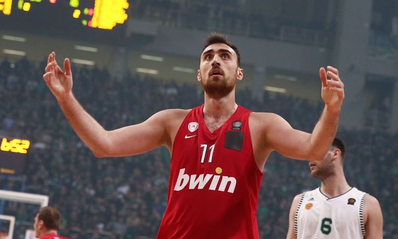 Μπούντουτσνοστ-Ολυμπιακός: «Σκληρό» τρολ για τα φάουλ των γηπεδούχων (photo)