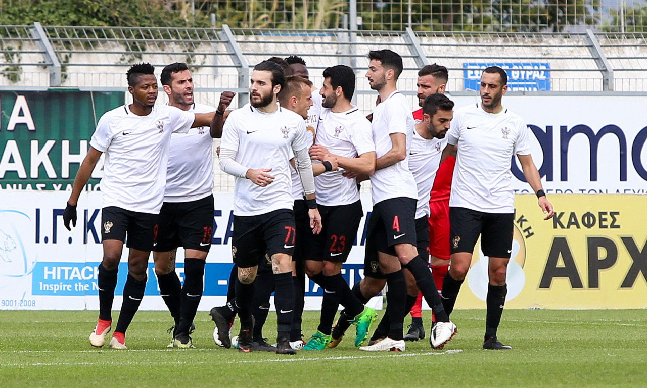 Football League: «Διπλό»… για δεύτερη θέση οι Πόντιοι