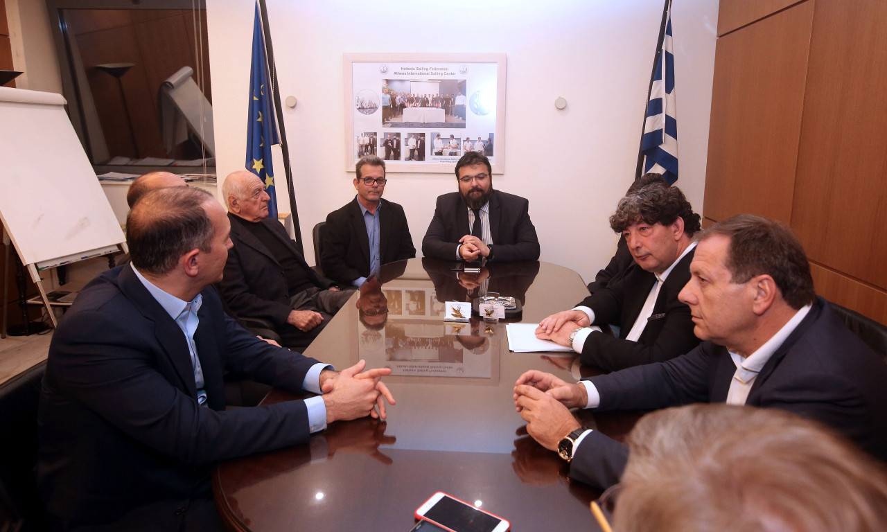 Μετά τη συνάντηση παρωδία, ο Βασιλειάδης μίλαγε για… προτάσεις