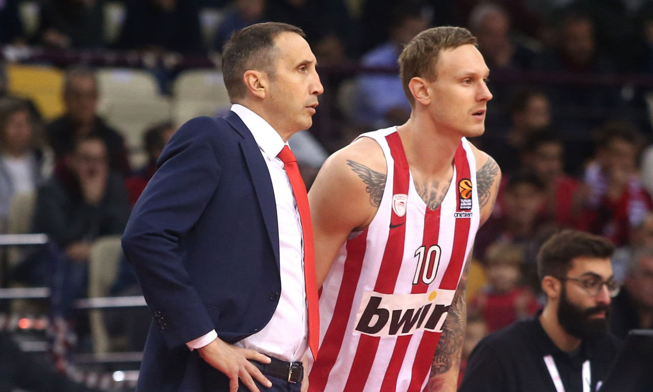 Τίμα: «Ο Μπλατ δεν με έβλεπε στο ροτέισον, προτιμώ να παίζω»