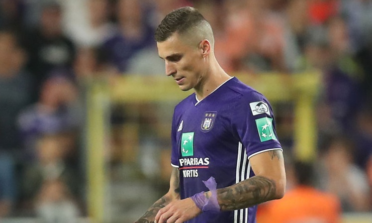 Άντερλεχτ: Ούτε με τις ρεζέρβες ο Βράνιες