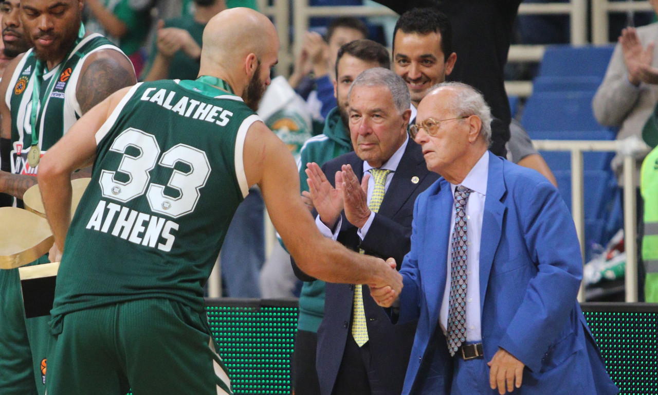 Καλάθης: «Είναι μια άσχημη μέρα, ο Θανάσης νοιαζόταν για όλους» (video)