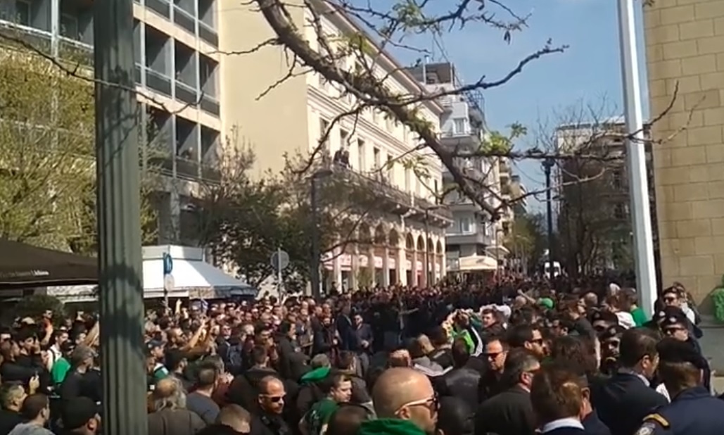 Θύρα 13: «Θανάσης Γιαννακόπουλος, Παναθηναϊκός!» (videos)