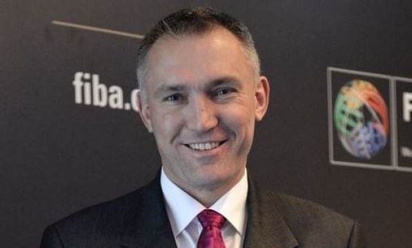 Ο Καμίλ Νόβακ της FIBA στην Μητρόπολη για τον Θανάση