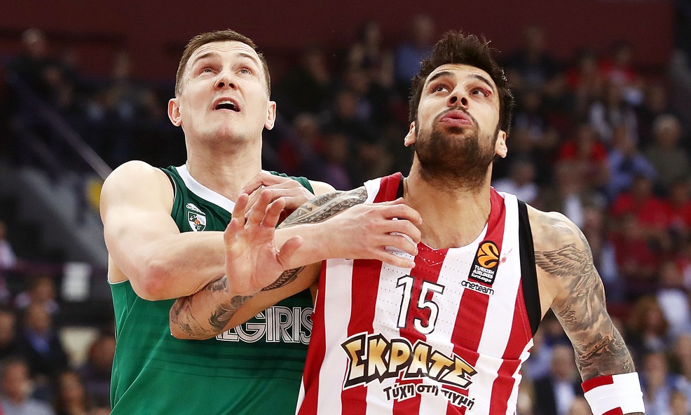 Ολυμπιακός: Κερδίζει και... ελπίζει