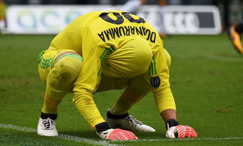 Ο Ντοναρούμα «κρέμασε» την Μίλαν (video)