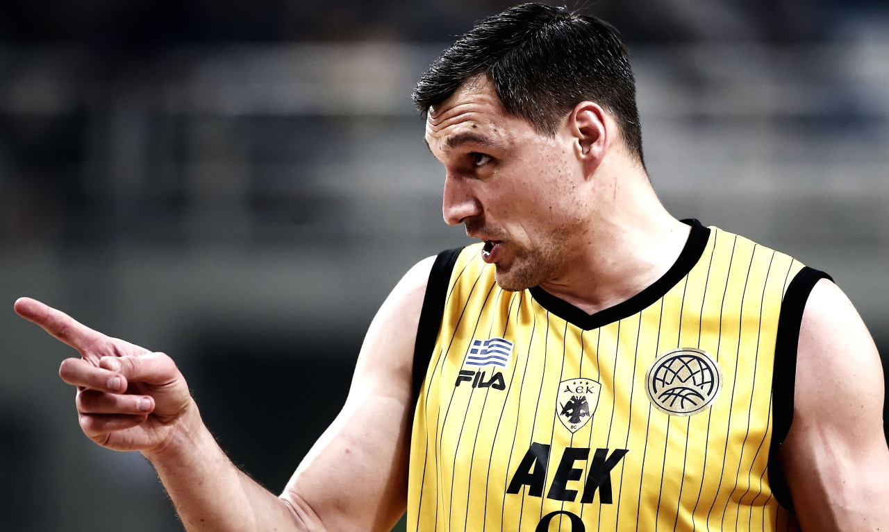 ΑΕΚ: Διαψεύδει για Ματσιούλις