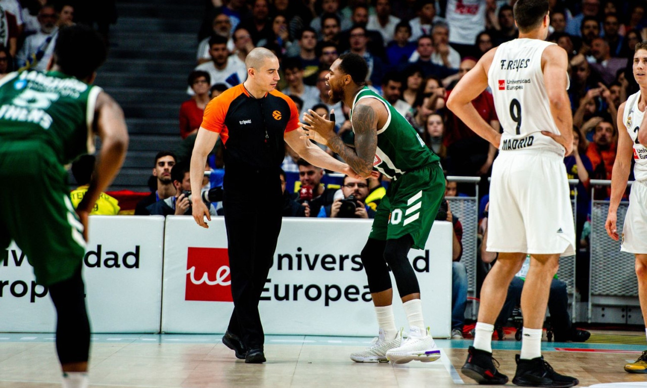 Είναι… βολική η μισή αλήθεια!