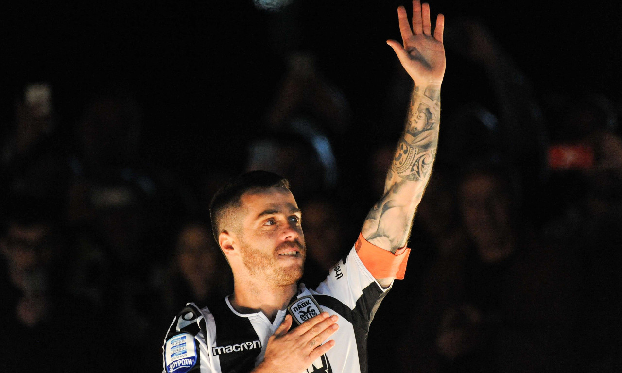 ΕΠΟΣ: Οπαδός του ΠΑΟΚ «χτύπησε» τατού... Βιεϊρίνια! (photos)