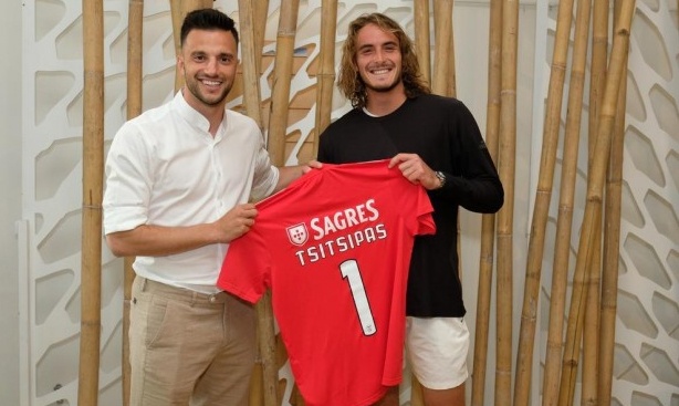 To δώρο του Σάμαρη στον Τσιτσιπά (photo)