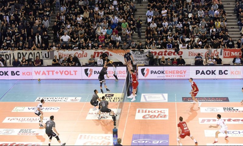 Άχνη ζάχαρη στην Πυλαία για τις… μπουγάτσες στου Ρέντη (photo)