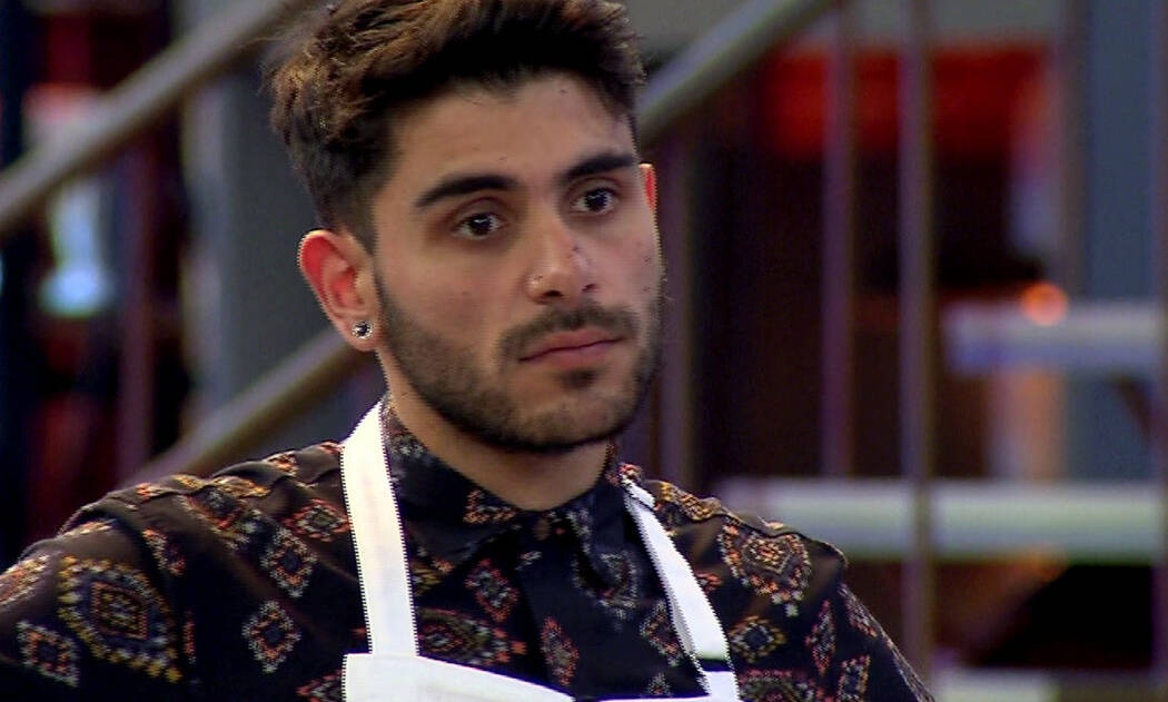 MasterChef: Η επική γκάφα του Μανώλη για τον Μίκη Θεοδωράκη που δεν περιμέναμε ν΄ακούσουμε (video)