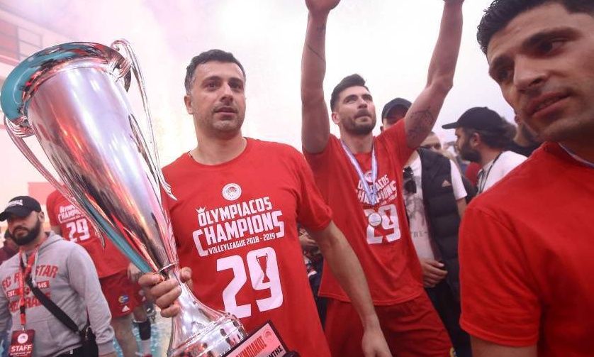 Νίκησε τον ΠΑΟΚ και το σήκωσε ο Ολυμπιακός