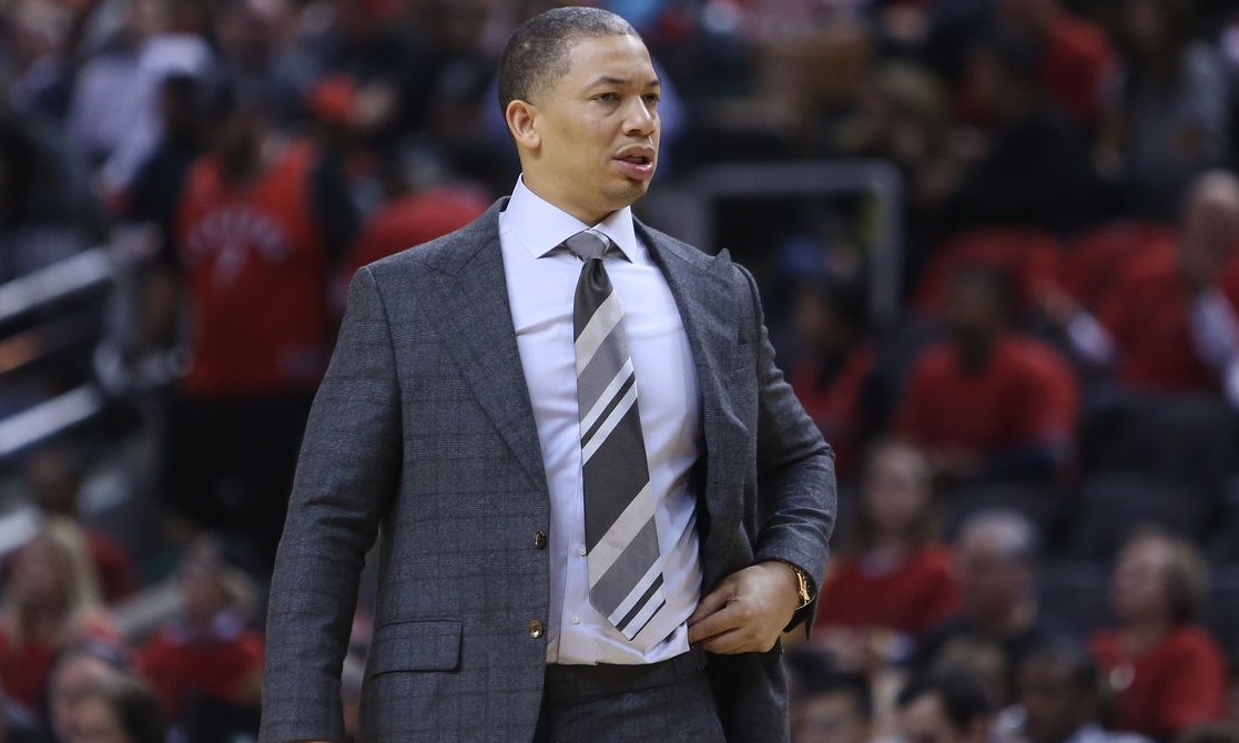 Δεν προχωρούν με Λου οι Λέικερς