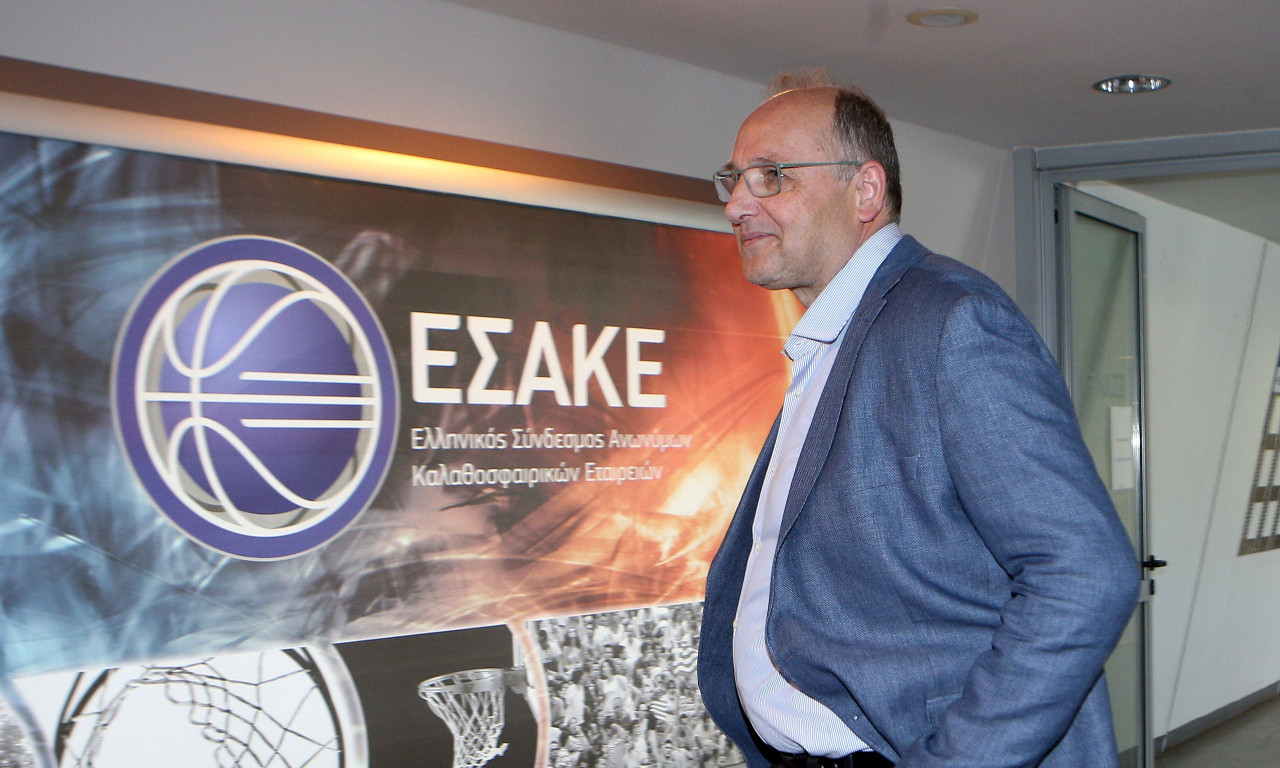 Έξαλλος με Ολυμπιακό και Αγγελόπουλους ο Λιόλιος του Προμηθέα!