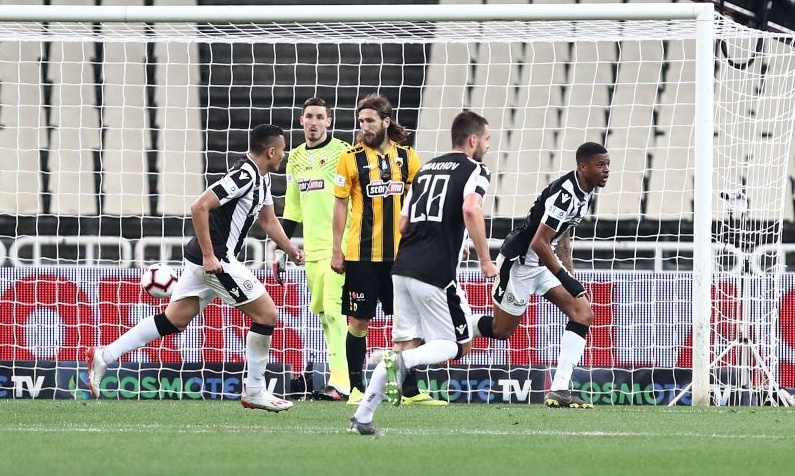 ΠΑΟΚ – ΑΕΚ: Το «κάρφωσε» με γκολάρα ο Άκπομ (video+photos)