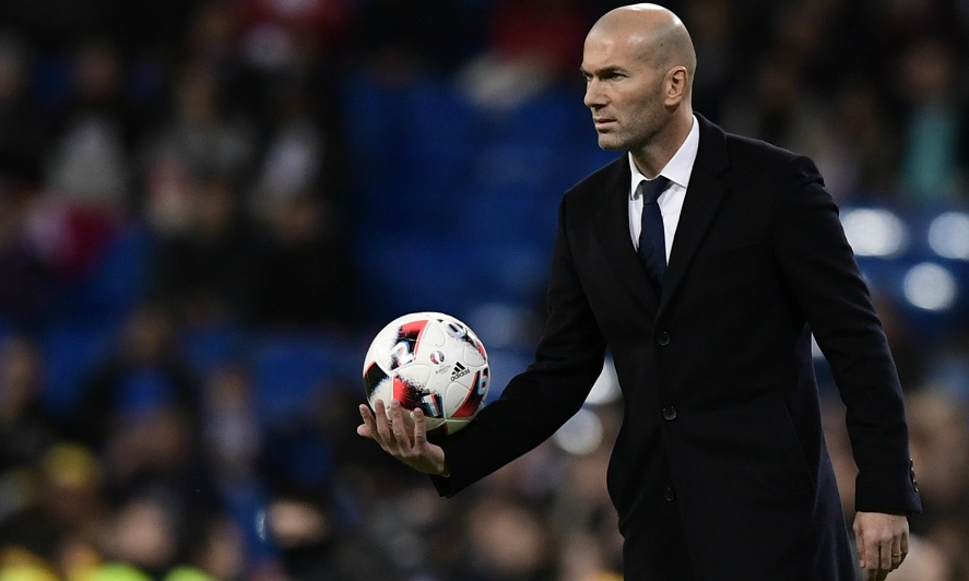 Ο Ζιντάν θέλει τον Μεντί από την Λιόν