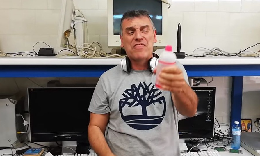 Αδιανόητο ξέσπασμα Γεωργούντζου! Απείλησε να πιει βιτριόλι στον αέρα! (video+photos)