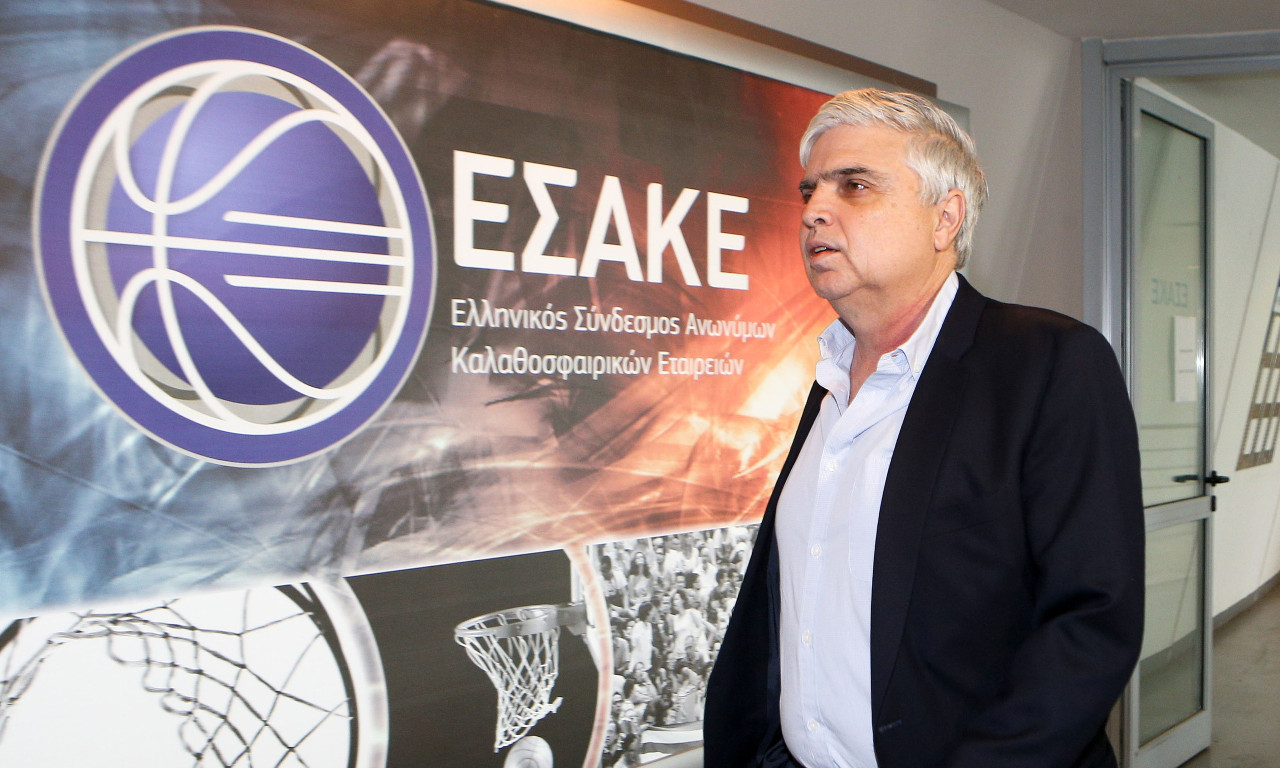Μάνος Παπαδόπουλος: «Το 13-1 δεν λέγεται πραξικόπημα αλλά δημοκρατία» (videos)