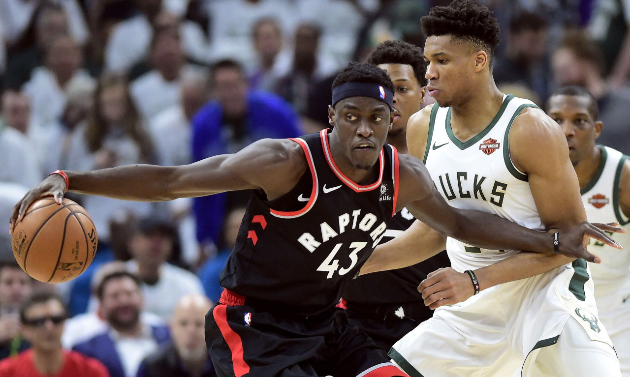 NBA: Ξεπέρασε και τον Γιάννη ο Σιάκαμ (video+photos)