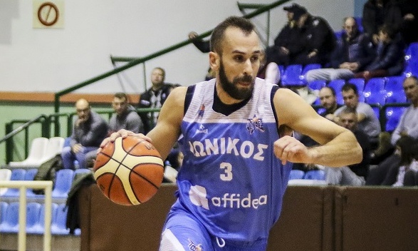 Παρελθόν από τον Ιωνικό Νικαίας ο Φώτης Βασιλόπουλος (photos)