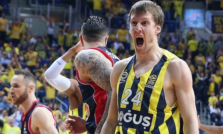 Euroleague: MVP ο Βέσελι (photo+video)