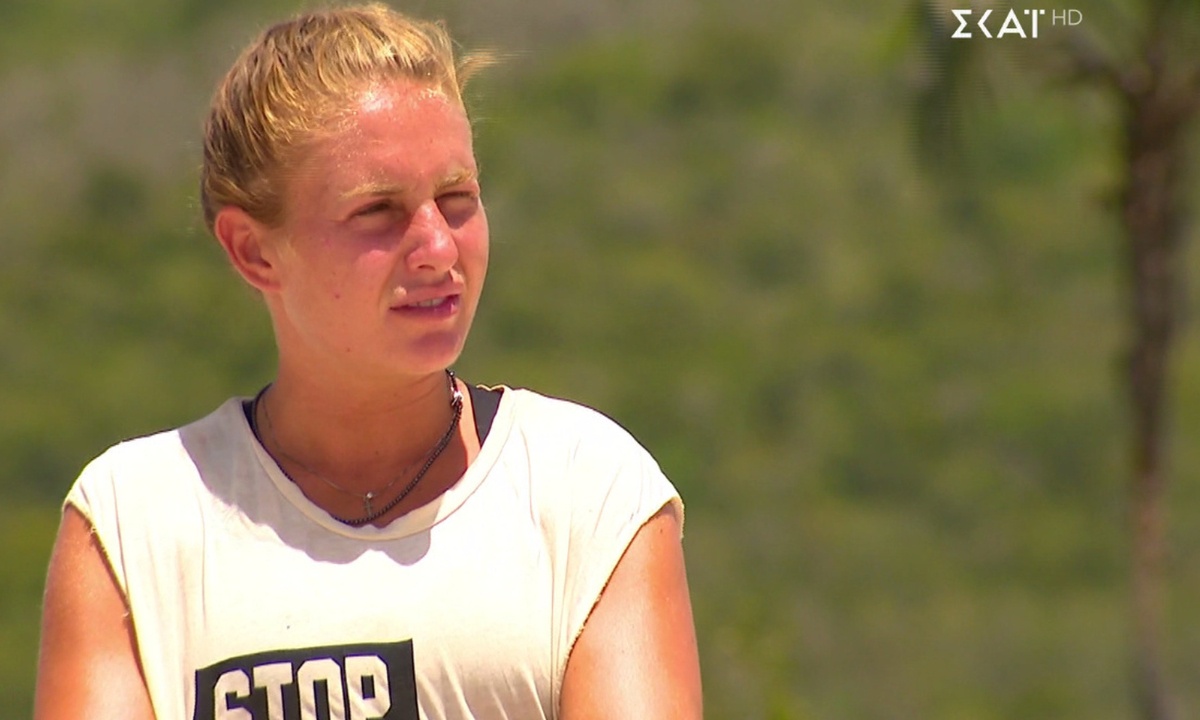 Survivor: Η Δαλάκα φοράει τη μπλούζα του Ατακάν : «Παρόλο που έχει φύγει είναι εδώ» (video)