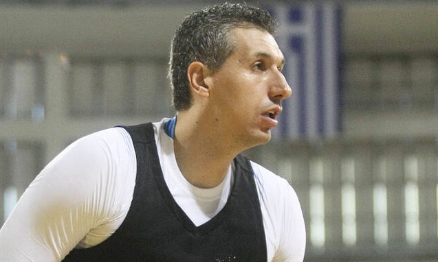 Τιμάει Διαμαντίδη η Θύρα 13 Κύπρου (photo)