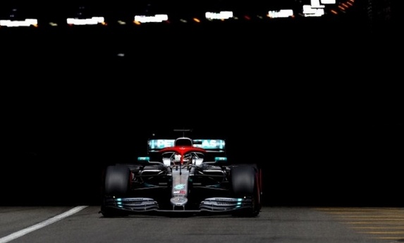 Γκραν πρι Μονακό: Στην pole position o Χάμιλτον με ρεκόρ και Πρίγιοβιτς (photo)