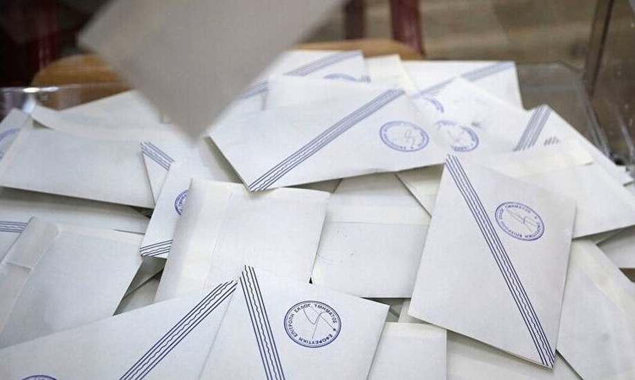 Εκλογές 2019: Ψήφισαν... «αντίο, αντίο εκεί στην Α2» (photo)